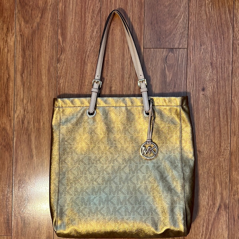 Michael Kors Tote